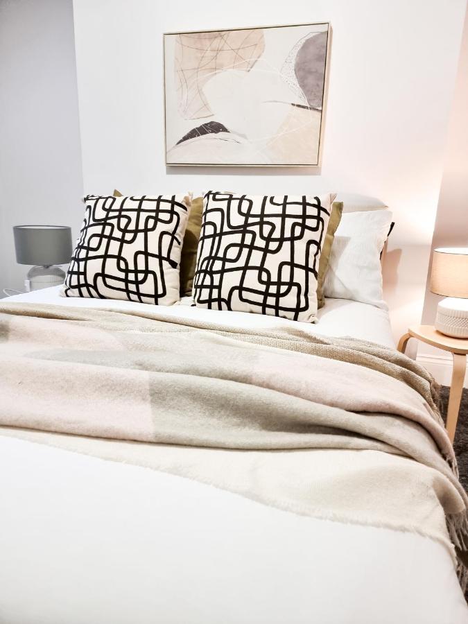 Gorgeous Newly Renovated 2 Double Bed Flat Lejlighed Swansea Eksteriør billede